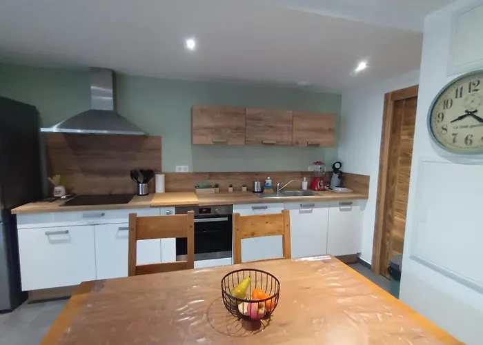 Les Rives De La Jamagne Apartment